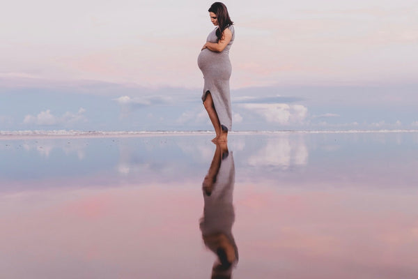 Yoga prénatal les bienfaits du yoga pour femmes enceintes